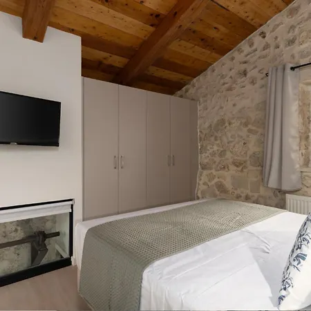 The Olive Mill Loft - Oil Mill To Lavish Leisure Willa
